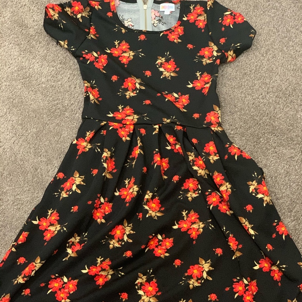 S Amelia lularoe dress